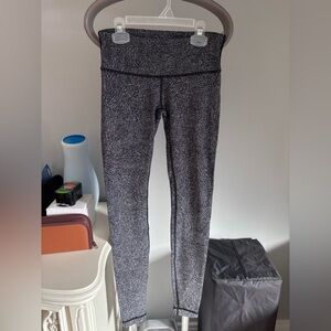 lululemon athletica wonder under size 4 patterned leggings